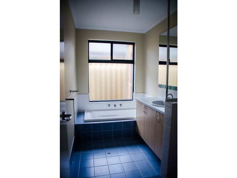 2 Sacred Glade, Harrisdale WA 6112