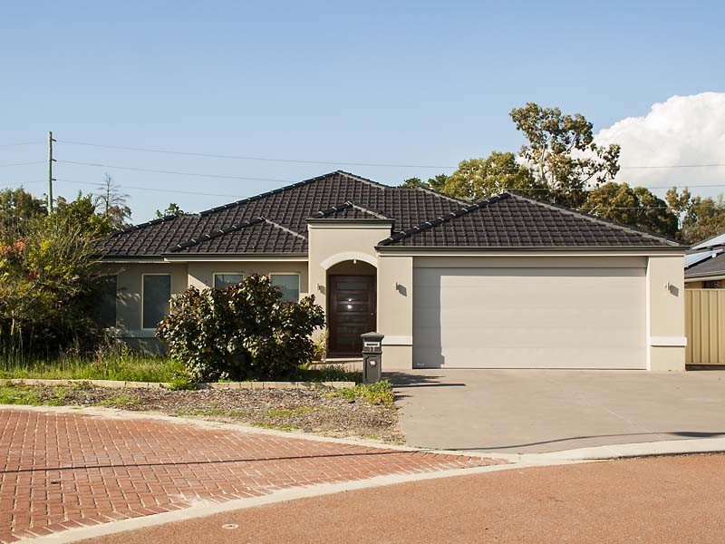 11 Amalfi Way, Canning Vale WA 6155