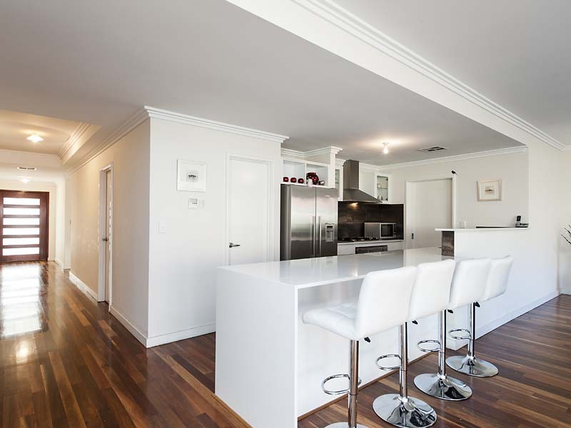 11 Amalfi Way, Canning Vale WA 6155