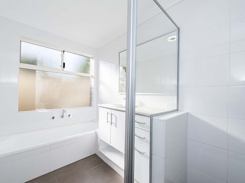 11 Amalfi Way, Canning Vale WA 6155