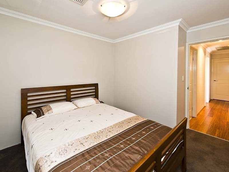 12 Carnation Street, Canning Vale WA 6155