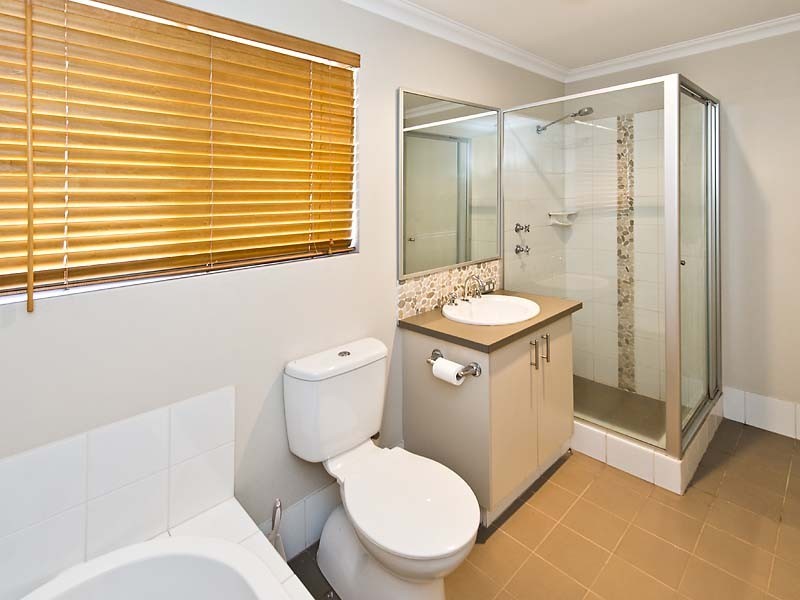 12 Carnation Street, Canning Vale WA 6155