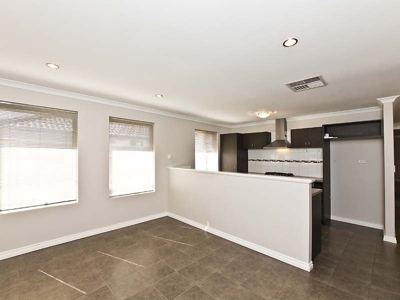 18 Saddle Lane, Harrisdale WA 6112