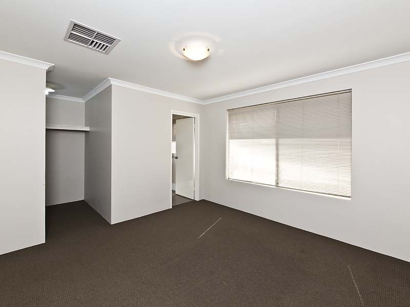 18 Saddle Lane, Harrisdale WA 6112