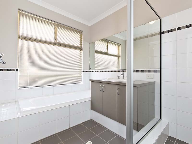 18 Saddle Lane, Harrisdale WA 6112