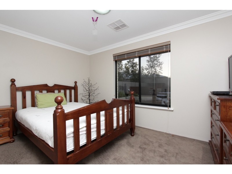 50 Northerly Drive, Harrisdale WA 6112