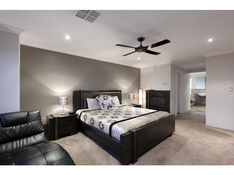 50 Northerly Drive, Harrisdale WA 6112