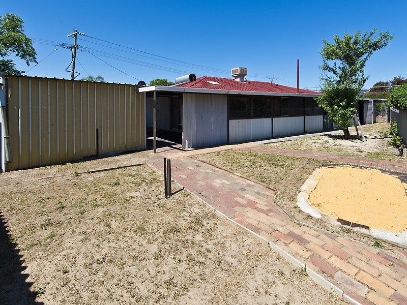 83 Alcock Street, Maddington WA 6109