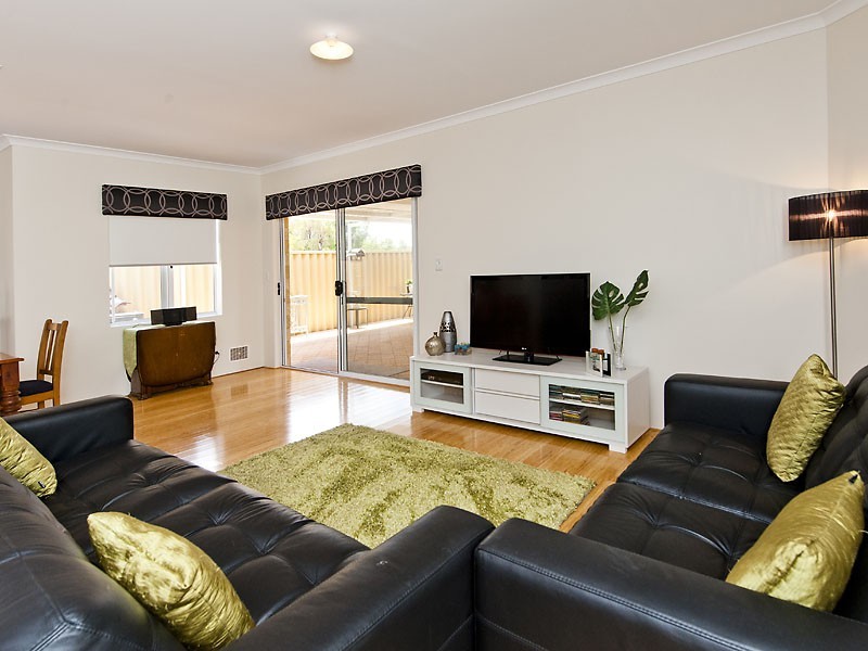 33 Heronwood Glade, Harrisdale WA 6112