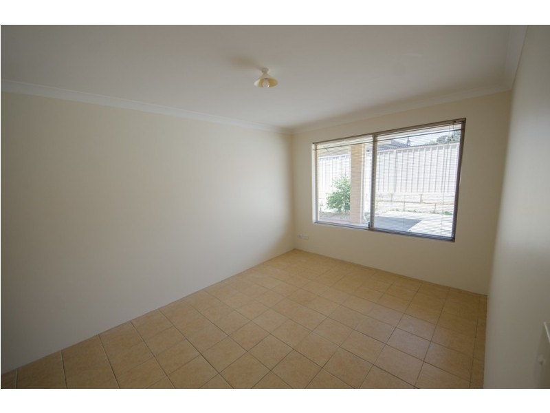4 Quenda Drive, Canning Vale WA 6155