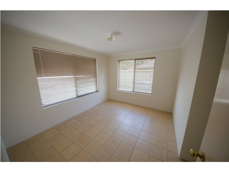 4 Quenda Drive, Canning Vale WA 6155