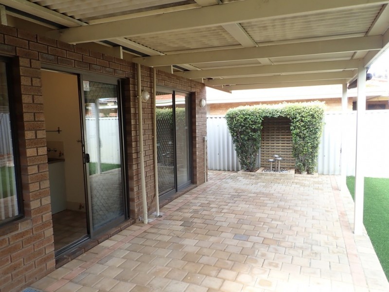 4/81 Mary Street, Como WA 6152