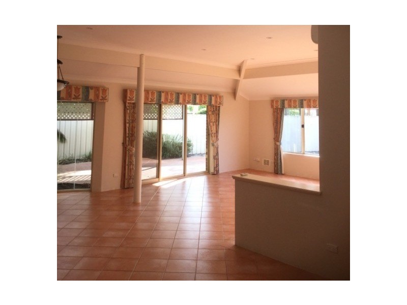 14 Solway Green, Canning Vale WA 6155