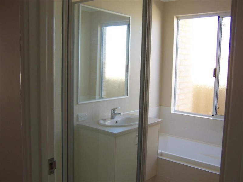 9 Warbler Pass, Harrisdale WA 6112