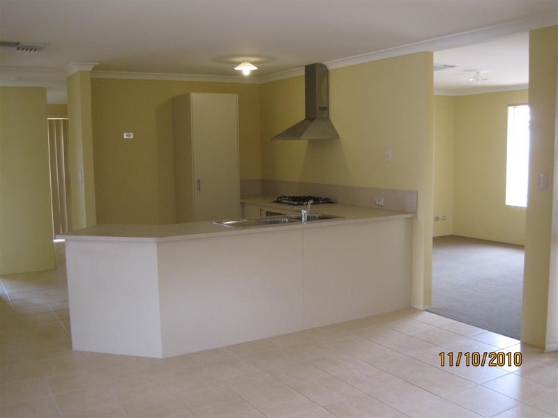 176 Boardman Road, Canning Vale WA 6155