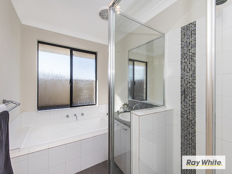 5 Darter Way, Harrisdale WA 6112