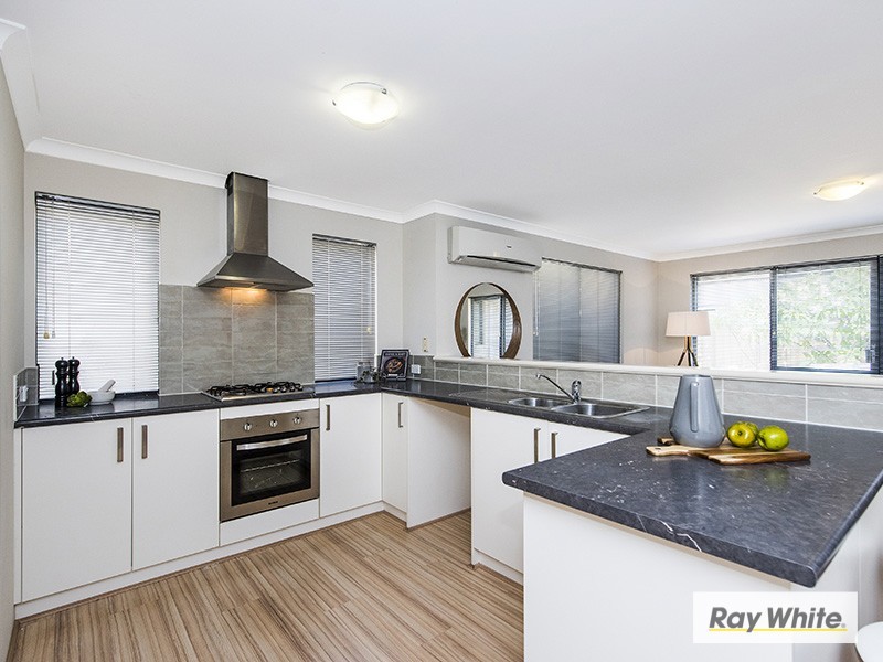 5 Darter Way, Harrisdale WA 6112