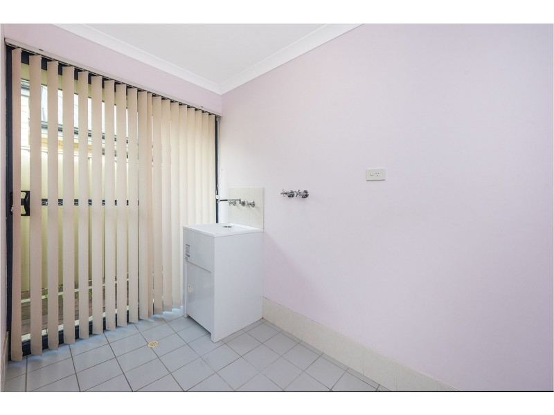 10 Tarn Drive, Canning Vale WA 6155