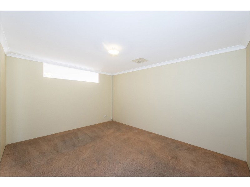 10 Tarn Drive, Canning Vale WA 6155