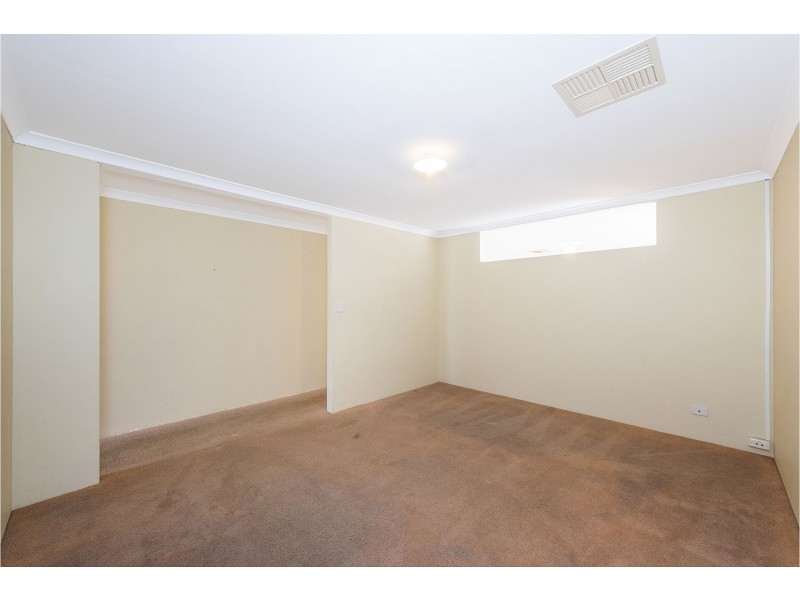 10 Tarn Drive, Canning Vale WA 6155