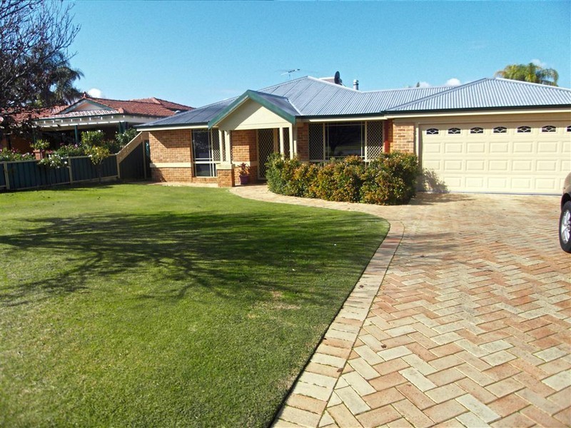 9 Consulate Court, Thornlie WA 6108