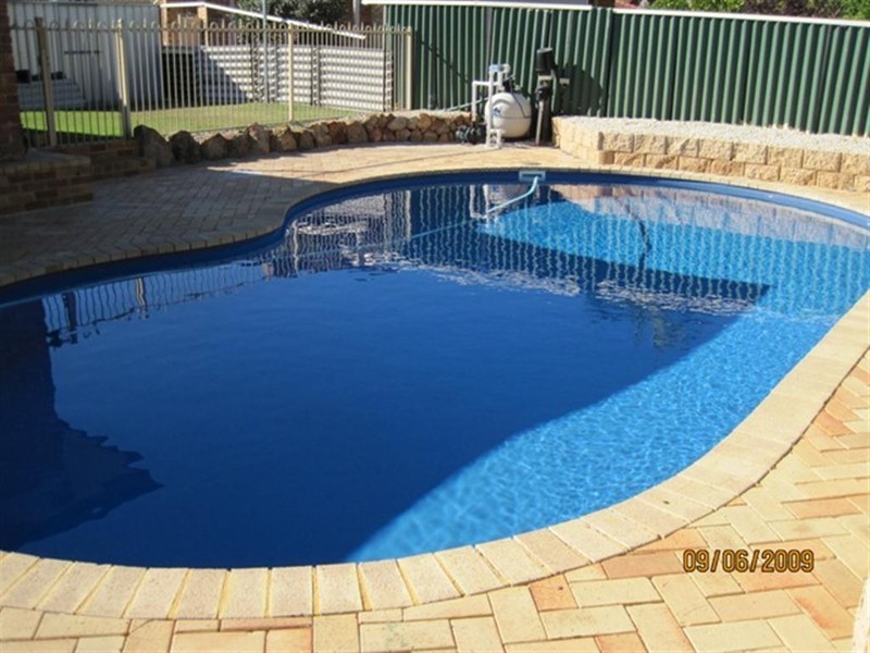 9 Consulate Court, Thornlie WA 6108