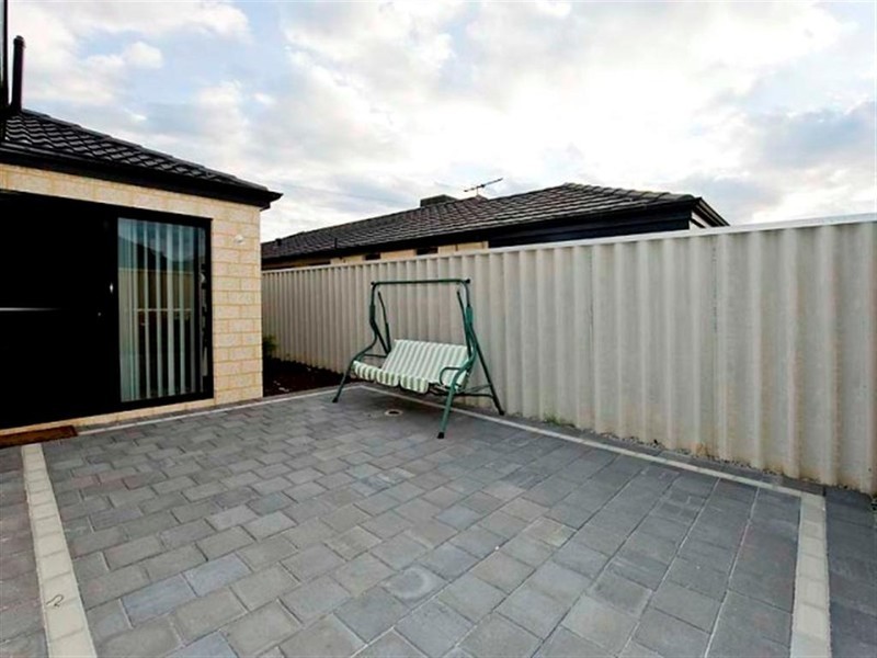 26a Barrett Street, Southern River WA 6110