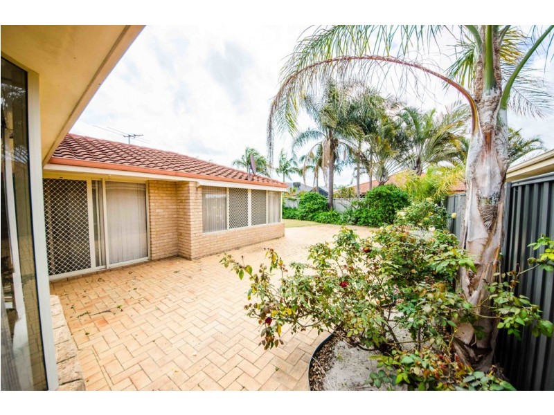 17 Beilson Court, Canning Vale WA 6155