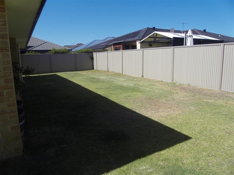 3 Nightingale Road, Southern River WA 6110