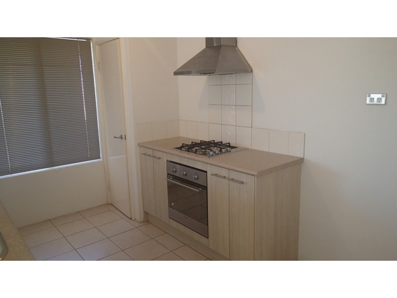 12 Middle Parkway, Canning Vale WA 6155