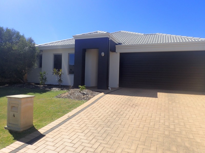 4 Mooreland Road, Baldivis WA 6171