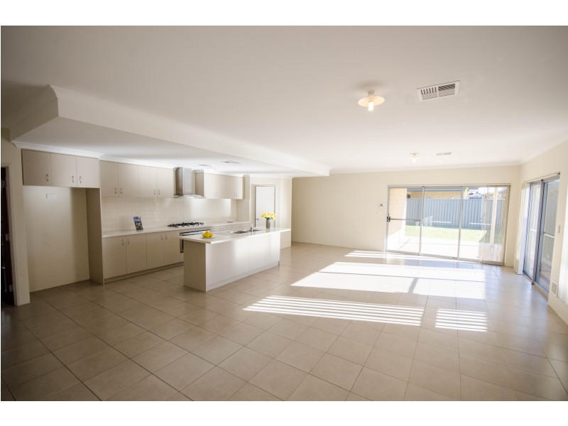 51 Lafayette Avenue, Harrisdale WA 6112