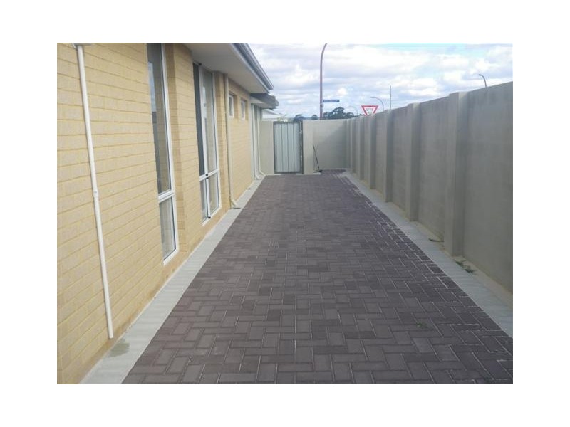 10 Stillwater Street, Southern River WA 6110