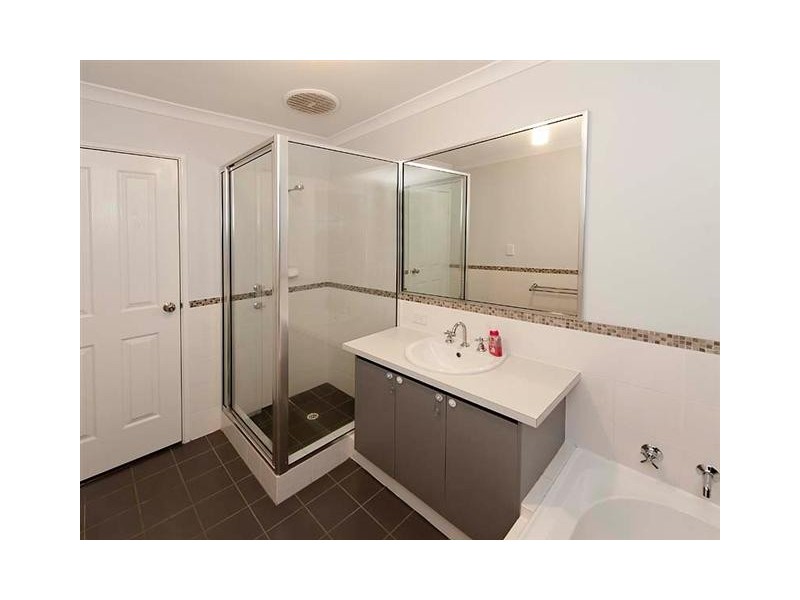 17 Crested Turn, Harrisdale WA 6112