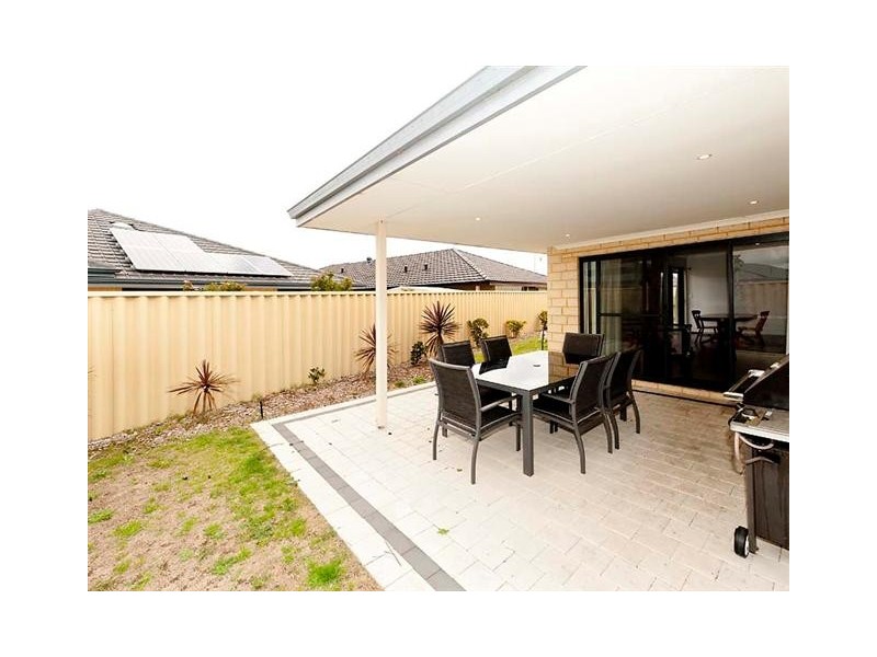 17 Crested Turn, Harrisdale WA 6112