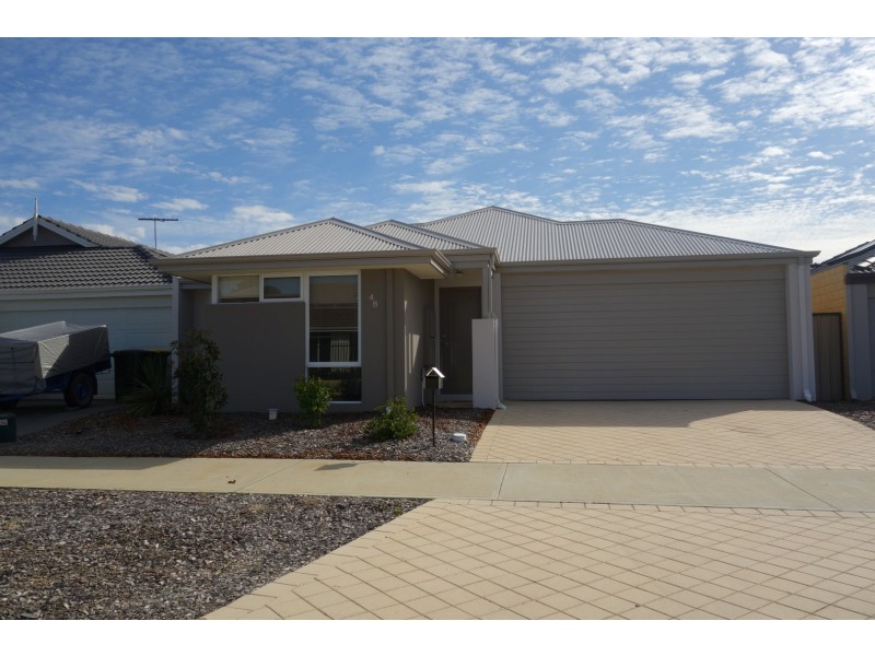 48 Erade Drive, Piara Waters WA 6112
