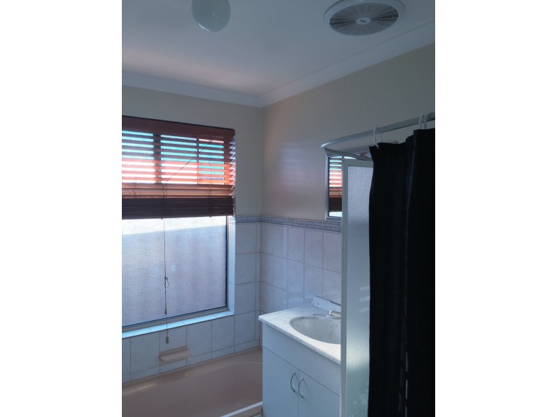 13 Harrier Close, Huntingdale WA 6110