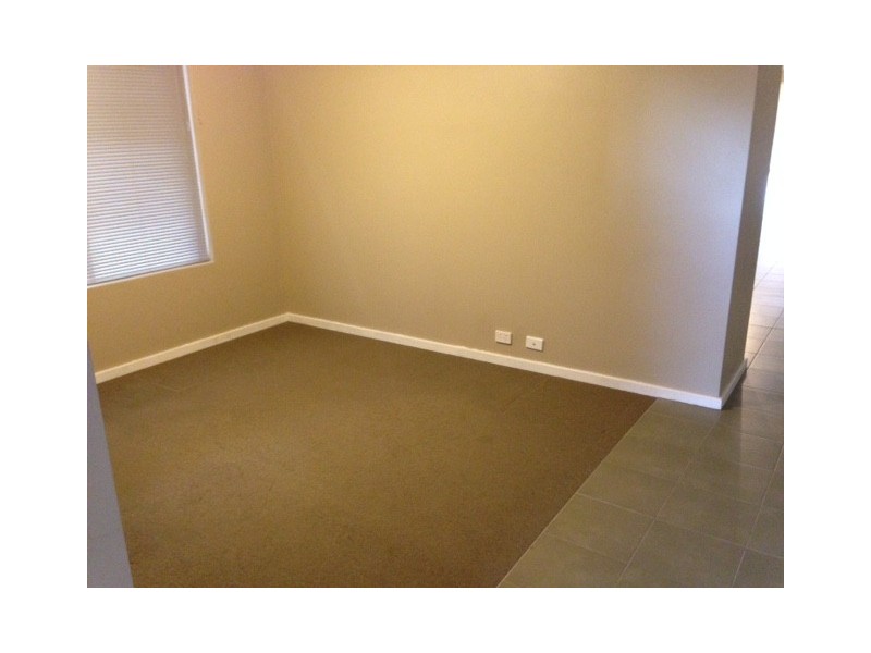 1 Vichy Close, Piara Waters WA 6112