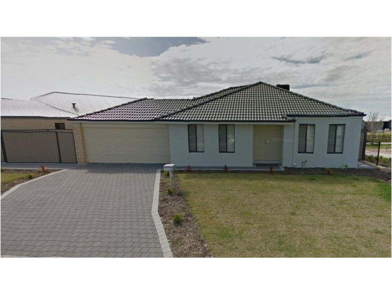 15 St Tropez Garden, Piara Waters WA 6112