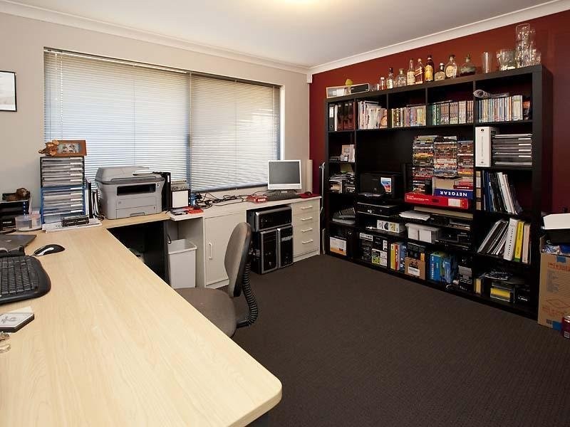 100 Amherst Road, Canning Vale WA 6155