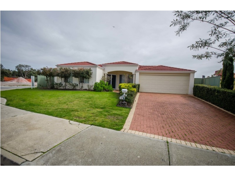 33 Heysen Parade, Southern River WA 6110