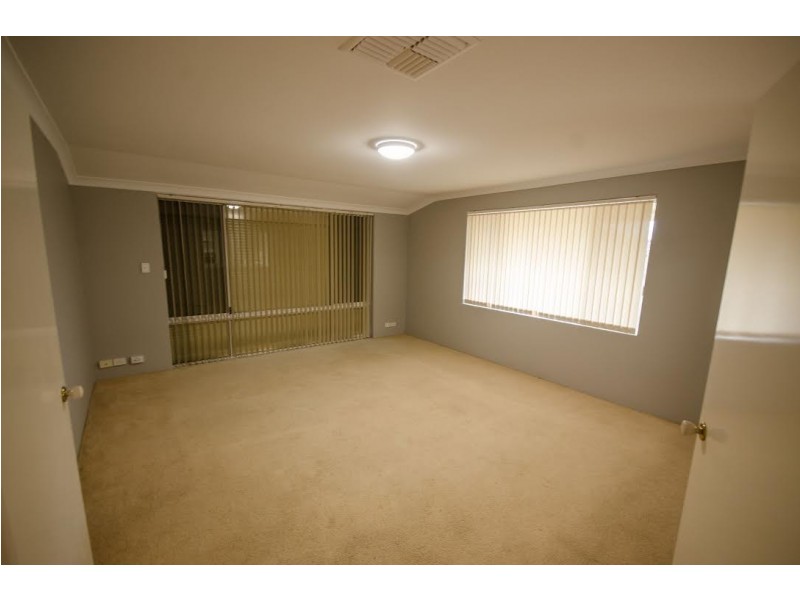 33 Heysen Parade, Southern River WA 6110