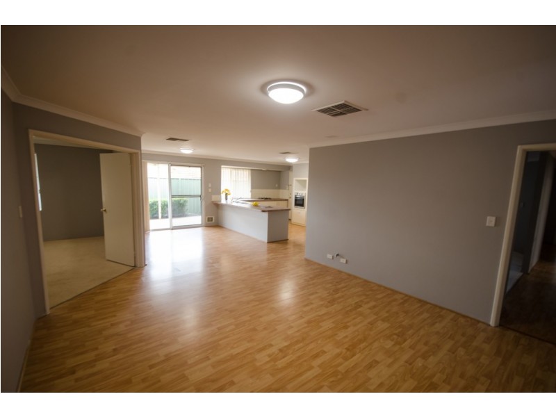 33 Heysen Parade, Southern River WA 6110