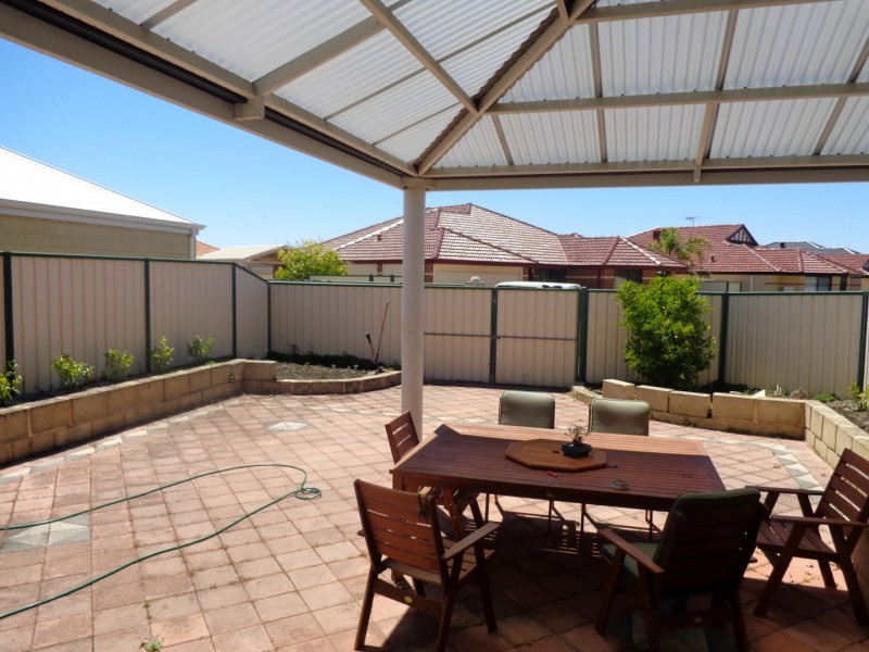 189 Wentworth Parade, Success WA 6164