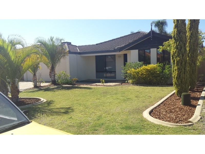 18 Greenland Blvd, Canning Vale WA 6155