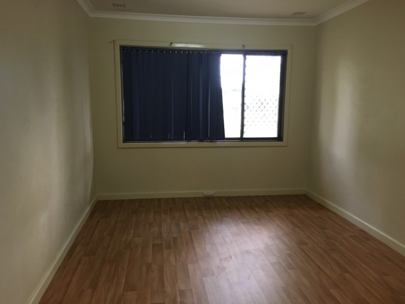 50 Brookman Avenue, Langford WA 6147