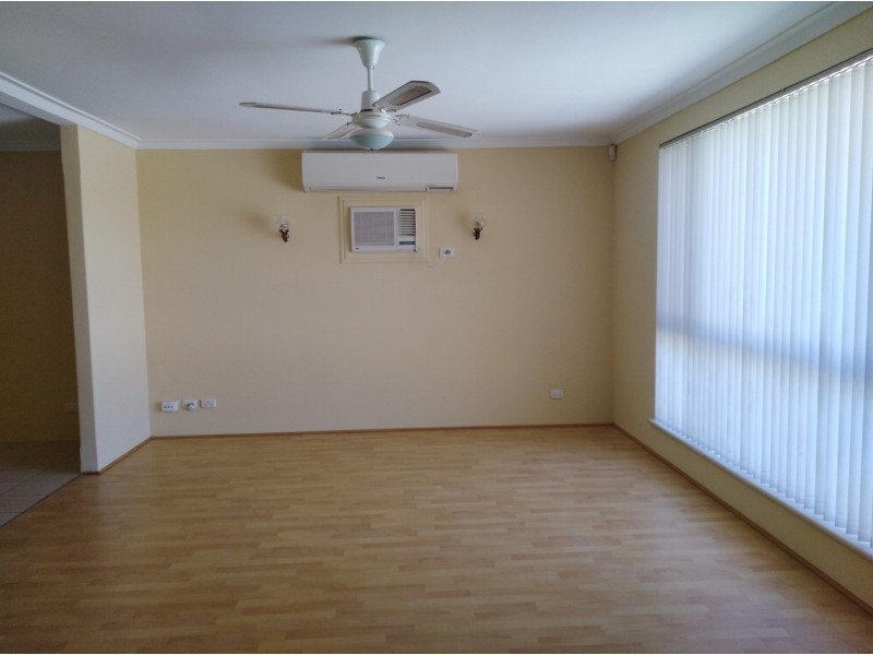 43 Harpenden Street, Huntingdale WA 6110