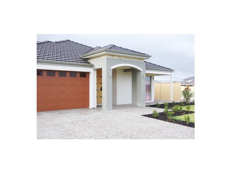 18 Renoir Way, Southern River WA 6110
