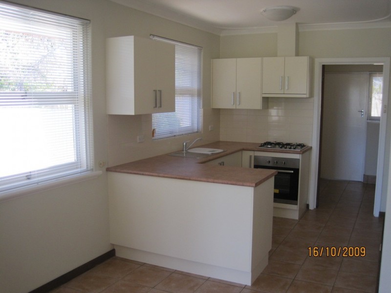12B Amur, Bateman WA 6150