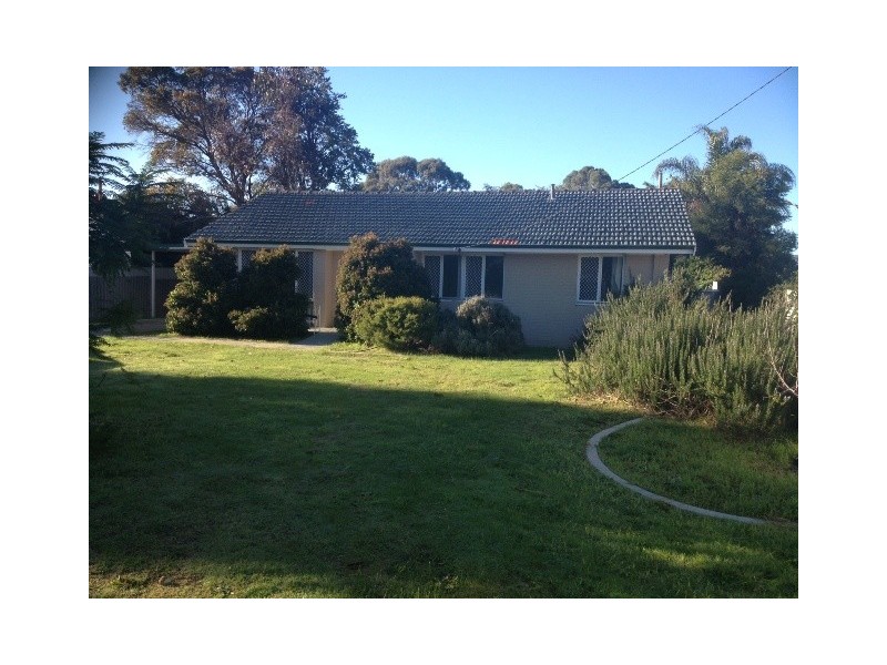 24 Mornington Street, Armadale WA 6112